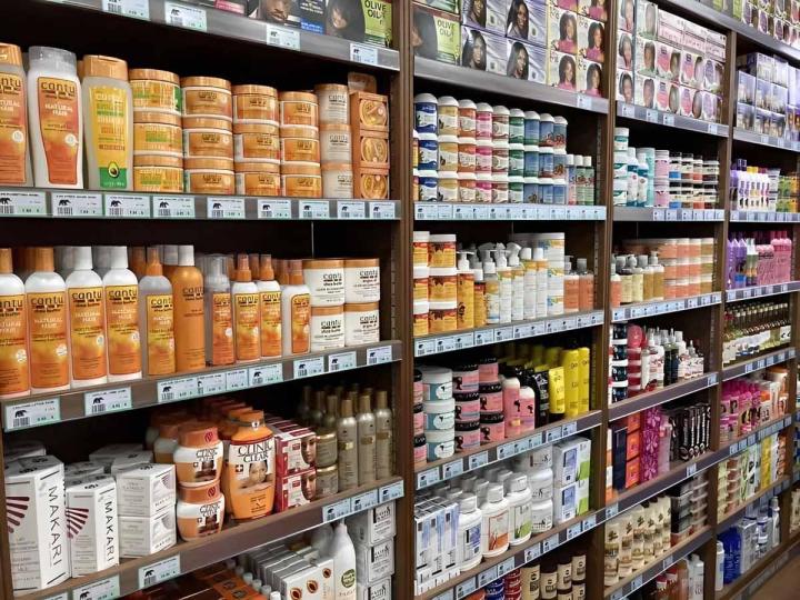 Produits cosmétiques Poissy