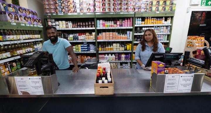 Vente de produits cosmétiques Poissy